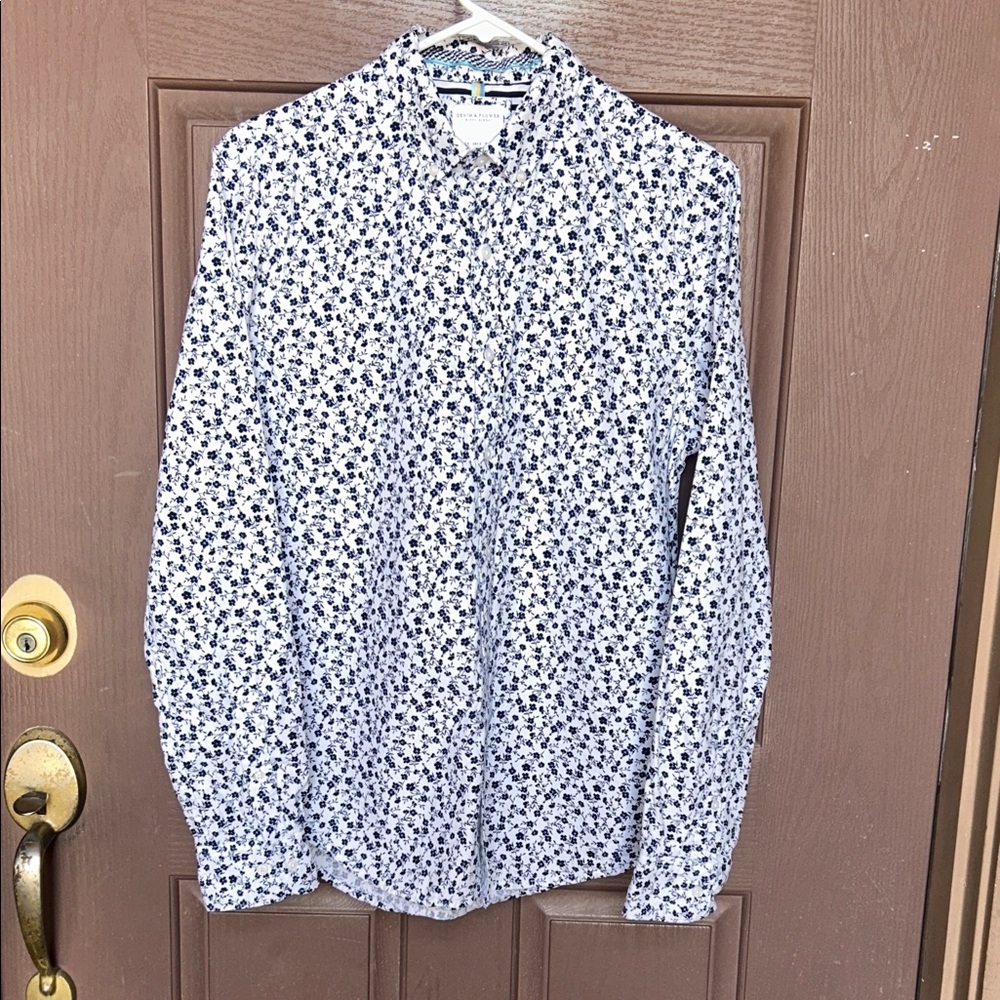 Denim & Flower White and Blue Floral Button Down Shirt